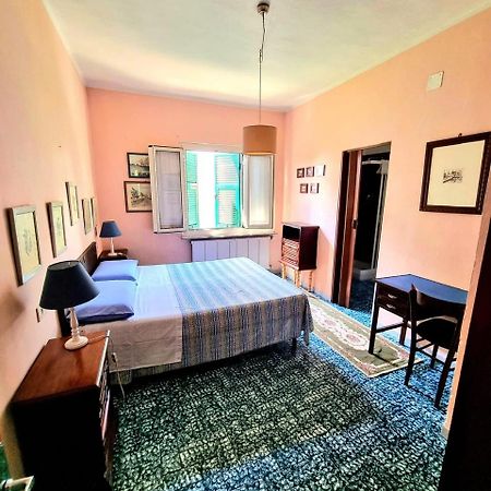 マリーナ・ディ・マッサ Casa Cambini Bed & Breakfast エクステリア 写真