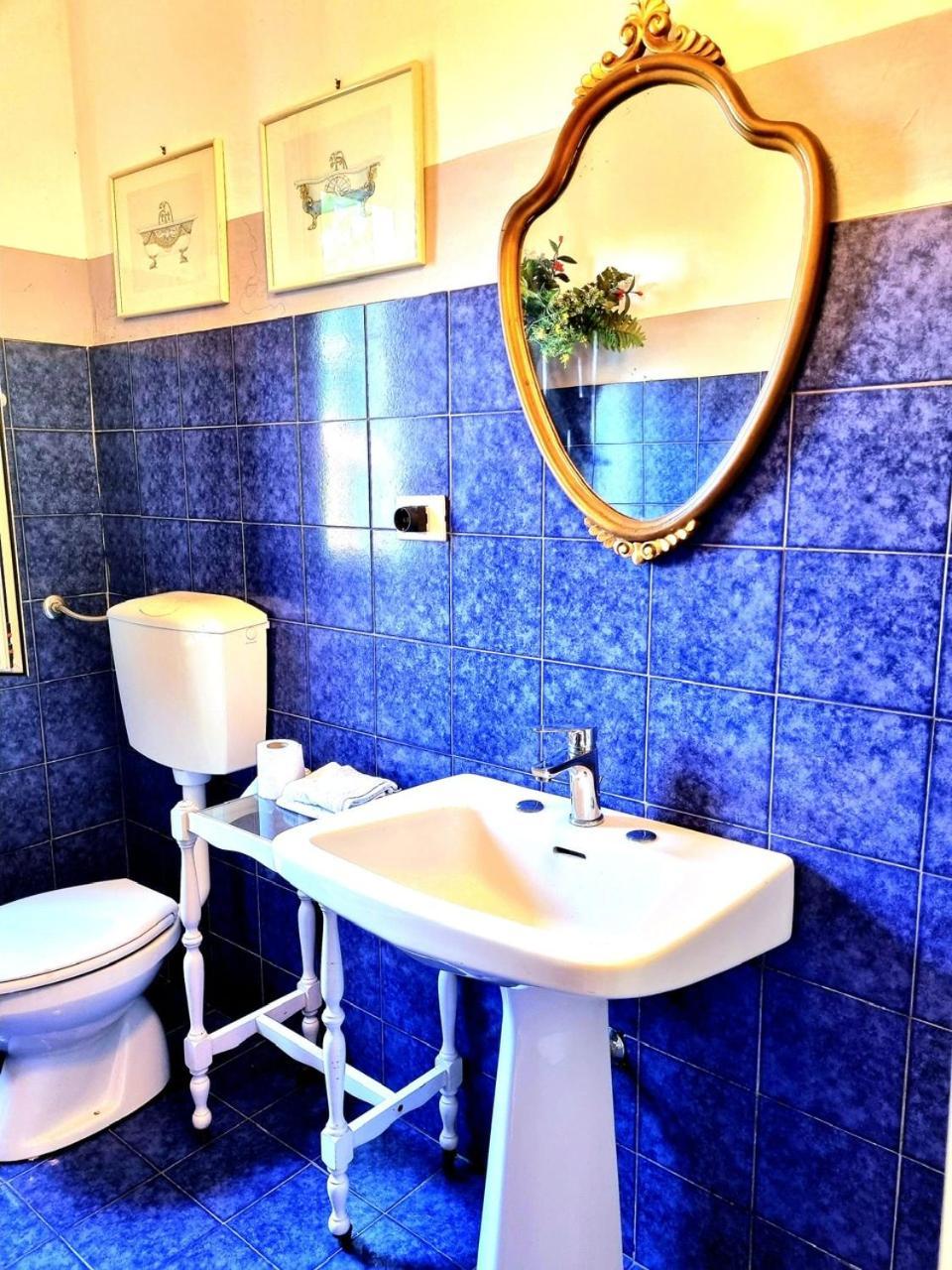 マリーナ・ディ・マッサ Casa Cambini Bed & Breakfast エクステリア 写真