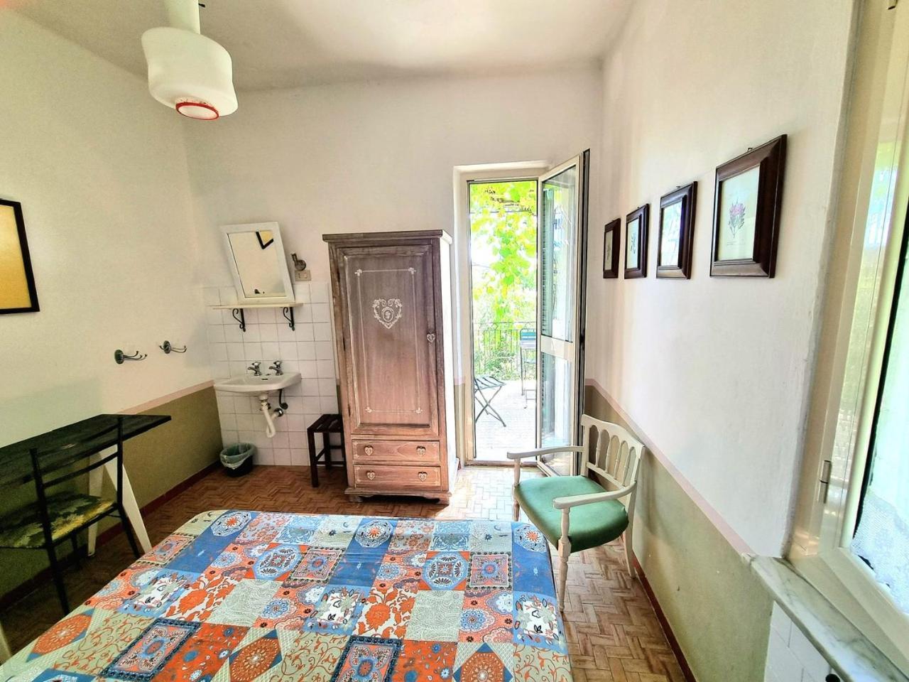 マリーナ・ディ・マッサ Casa Cambini Bed & Breakfast エクステリア 写真